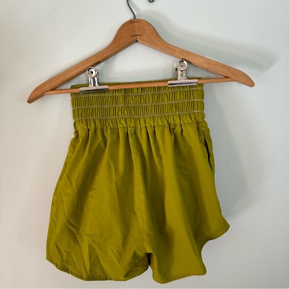 Nike Women’s Dri fit ultra high waisted  shorts - Picture 8 of 13